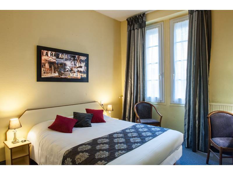 Hotel Les Tilleuls, Bourges Ngoại thất bức ảnh